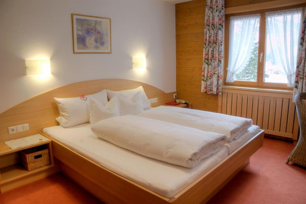 Pension Christophorus Hotel Garni Partenen Rom bilde